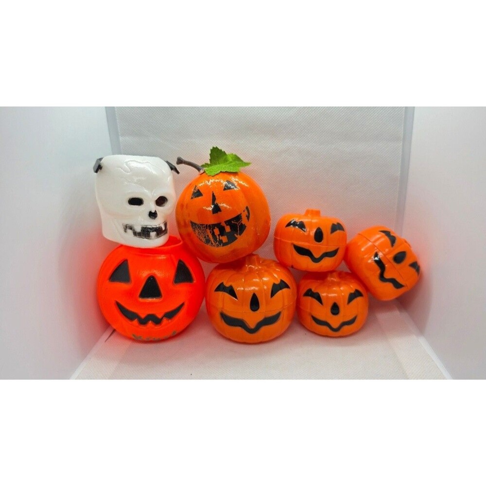 Vintage Halloween Pumpkin Skull Figurine Mini Jack O Lantern Decor